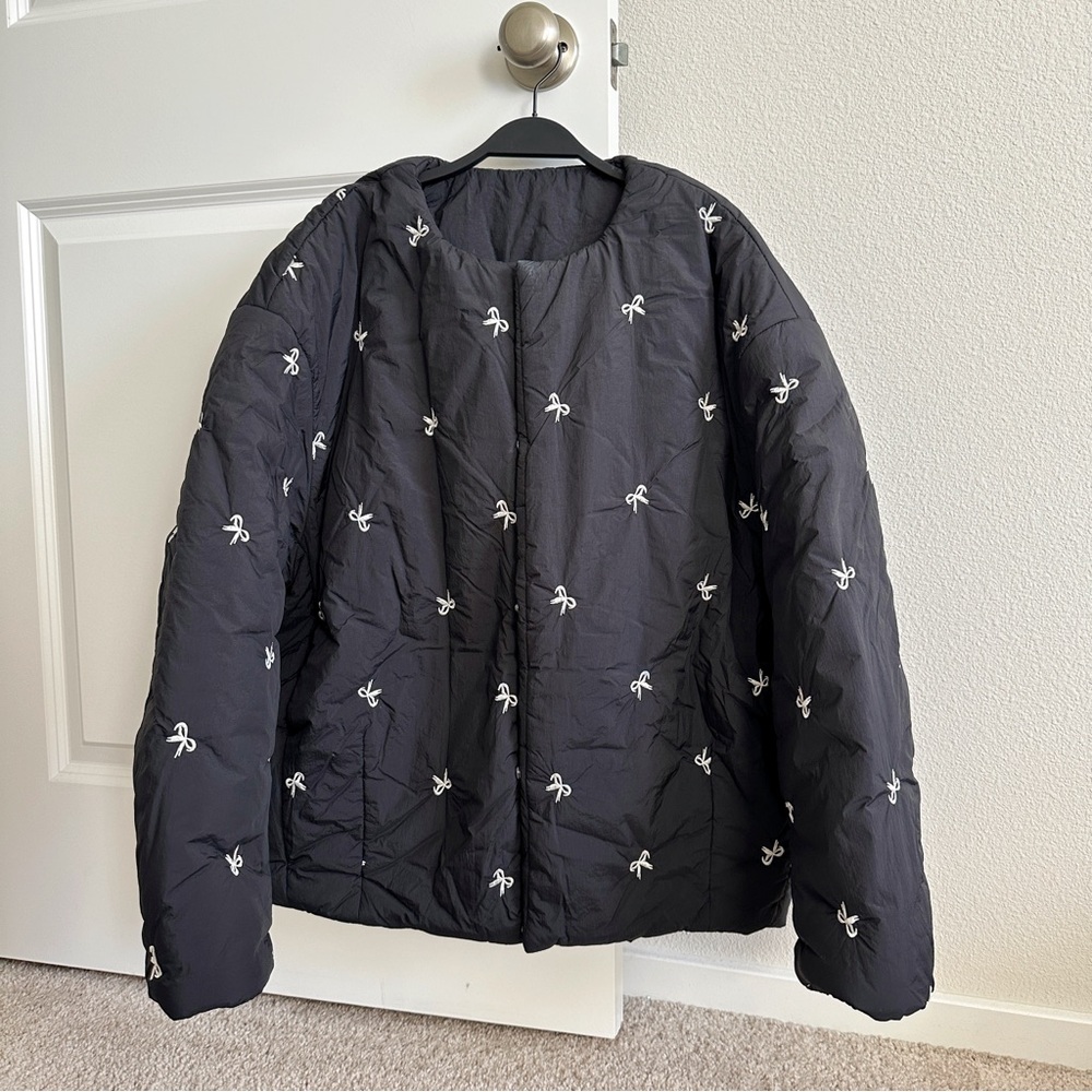 Reversible padding jacket with full white embroidery bows Cute stylish jacket